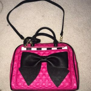 Betsey Johnson purse!!